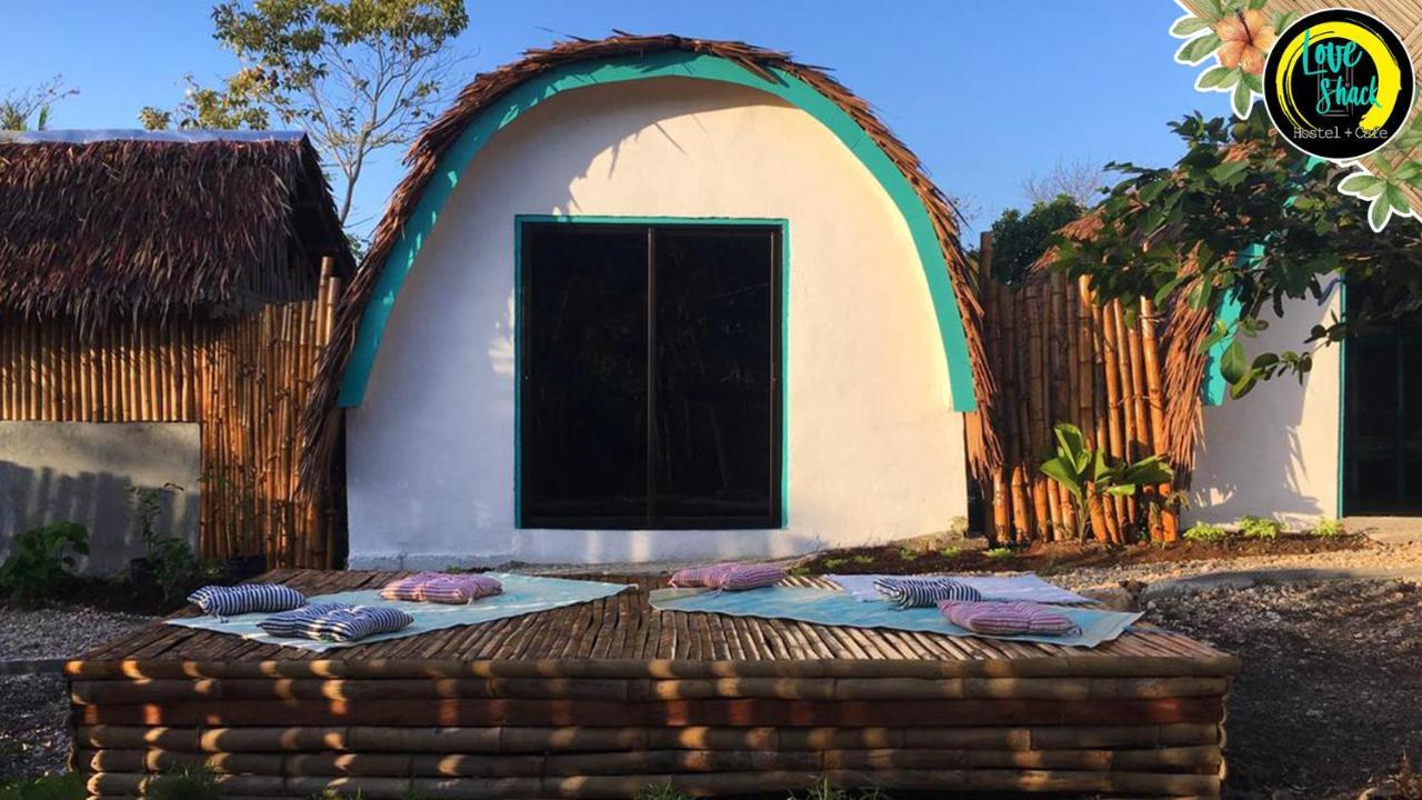 Love Shack Hostel & Cafe سان خوان المظهر الخارجي الصورة